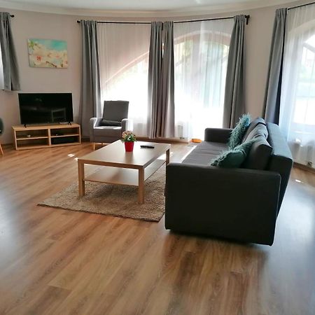 Pannonia Apartman Esztergom Extérieur photo