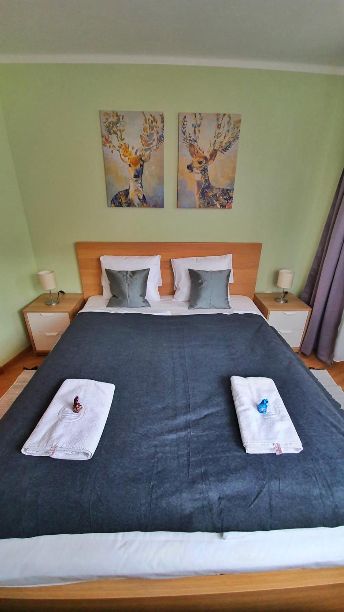 Pannonia Apartman Esztergom Chambre photo