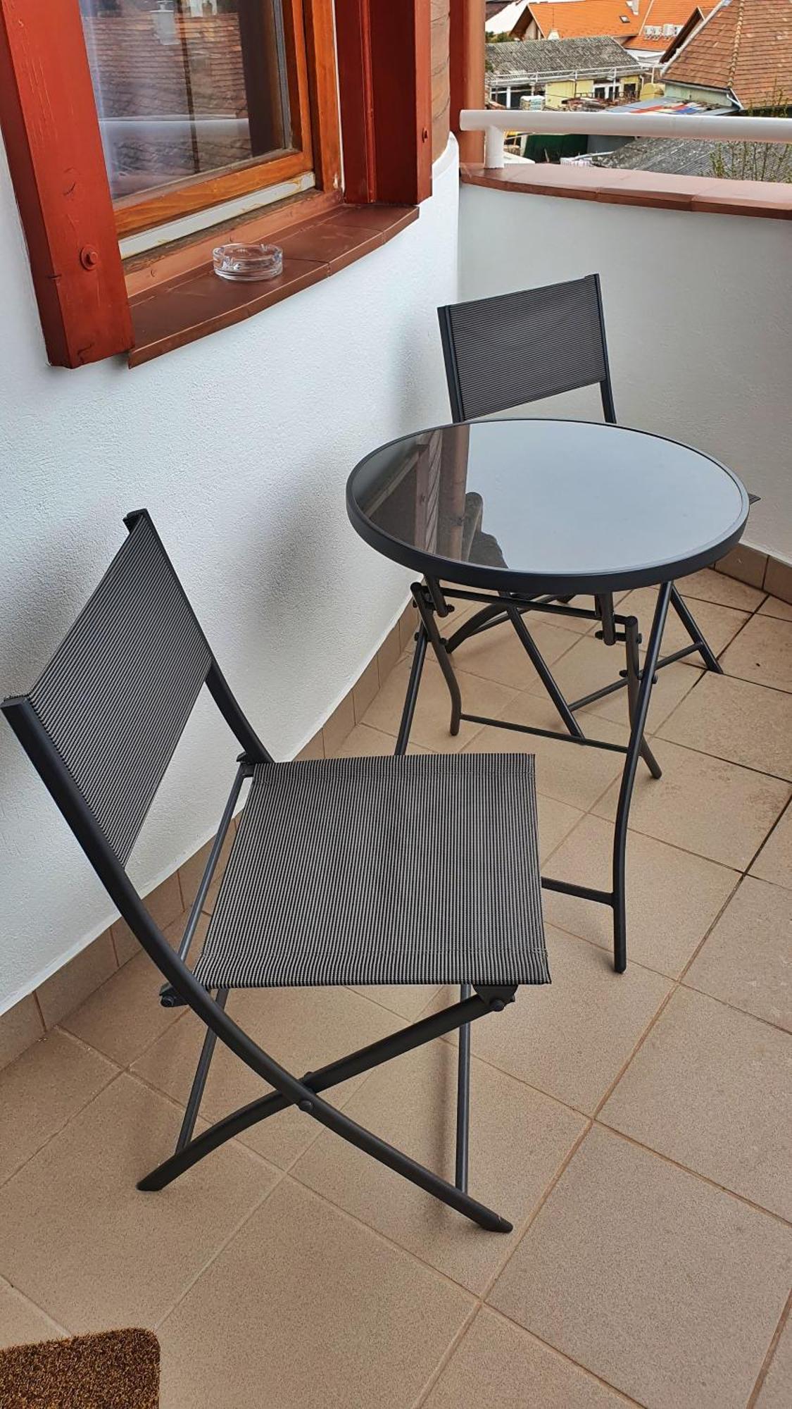 Pannonia Apartman Esztergom Chambre photo